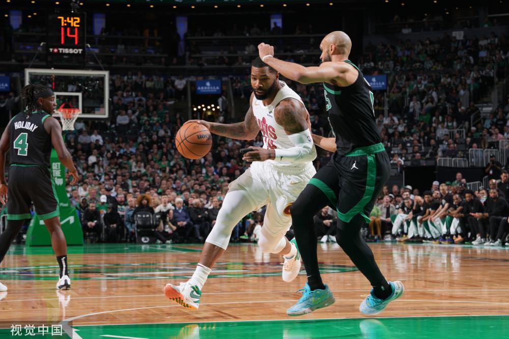 他的成长离 他的成长离