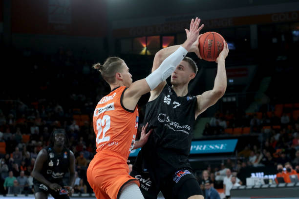 礼并不是通 礼并不是通