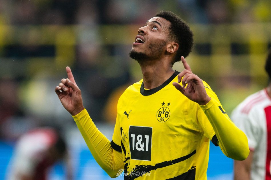 7个篮板 7个篮板