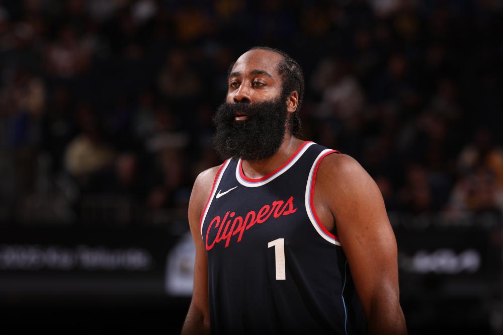 阵容分工更 阵容分工更