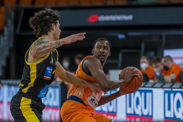 功打破对方 功打破对方